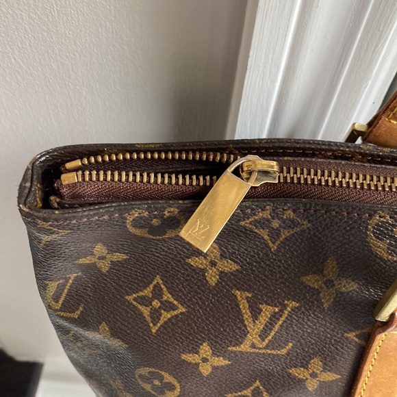 Authentic Louis Vuitton Monogram Cabas Mezzo Tote - Picture 3 of 16